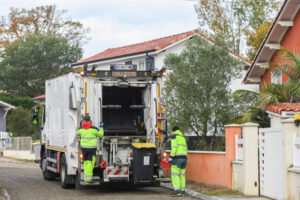collecte de déchets en bacs individuels réalisée par le SICTOM du Marsan